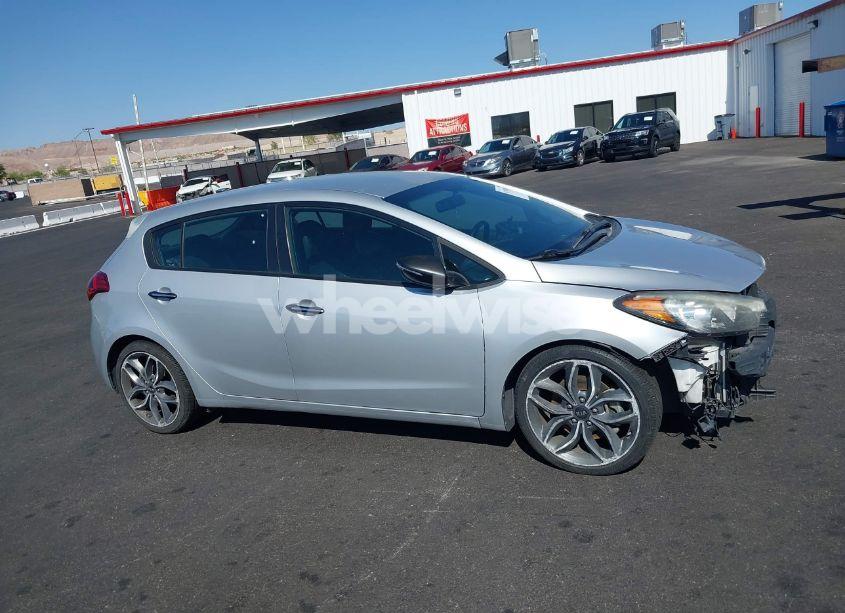 Photo 12 of 2015 Kia Forte SX (VIN KNAFZ5A34F5396500)