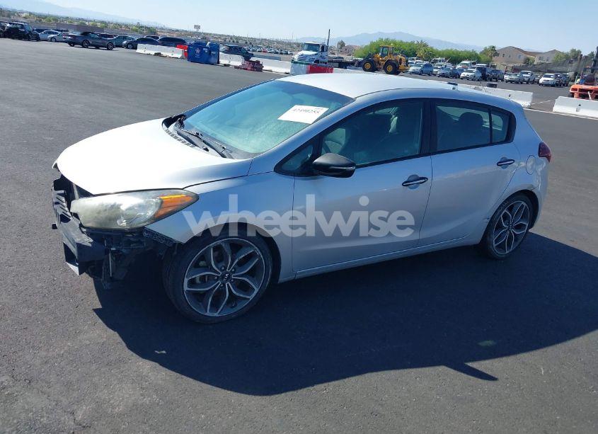 Photo 13 of 2015 Kia Forte SX (VIN KNAFZ5A34F5396500)