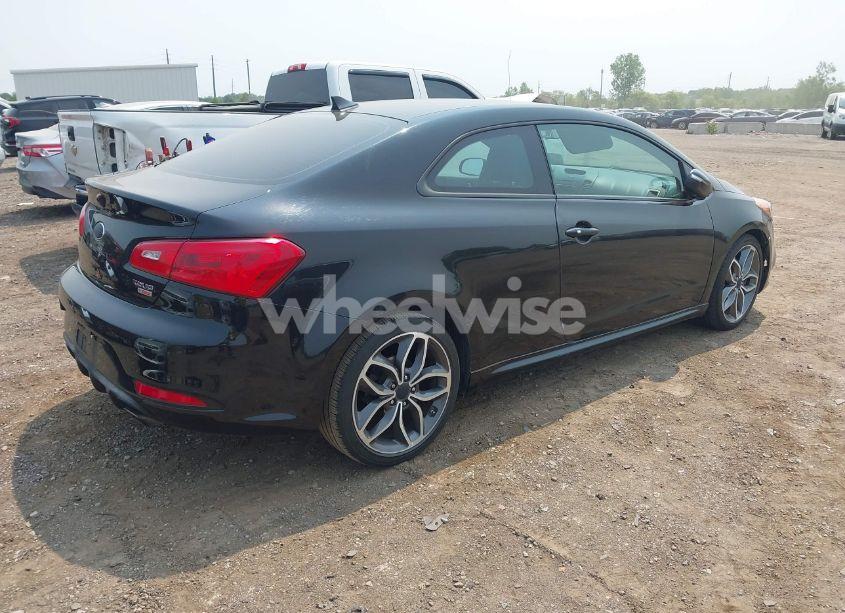 Photo 4 of 2015 Kia Forte KOUP SX (VIN KNAFZ6A32F5395884)