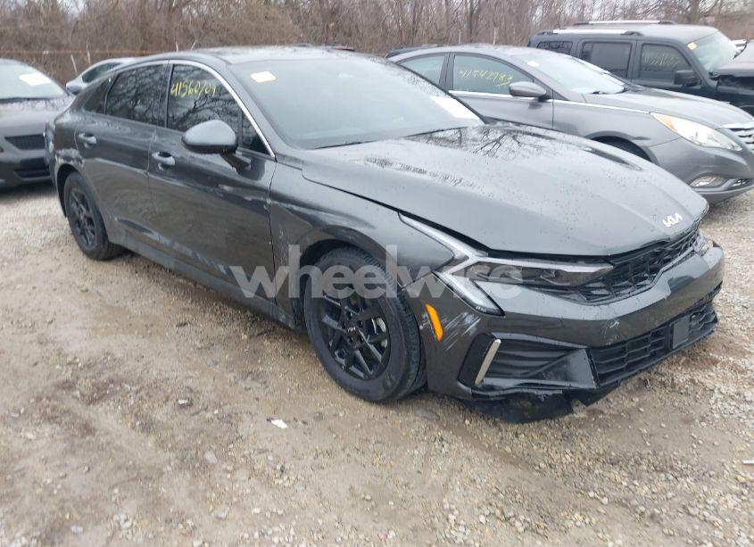 2025 Kia K5 LXS (VIN KNAG24J75S5305931) main photo