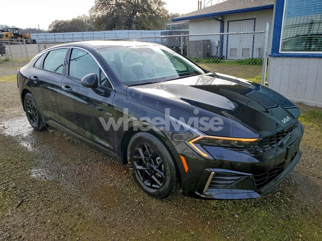 Photo 4 of 2026 KIA K5 LXS (VIN KNAG24J77T5425876)