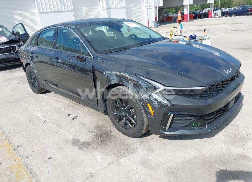 2025 Kia K5 LXS (VIN KNAG24J78S5275906) main photo