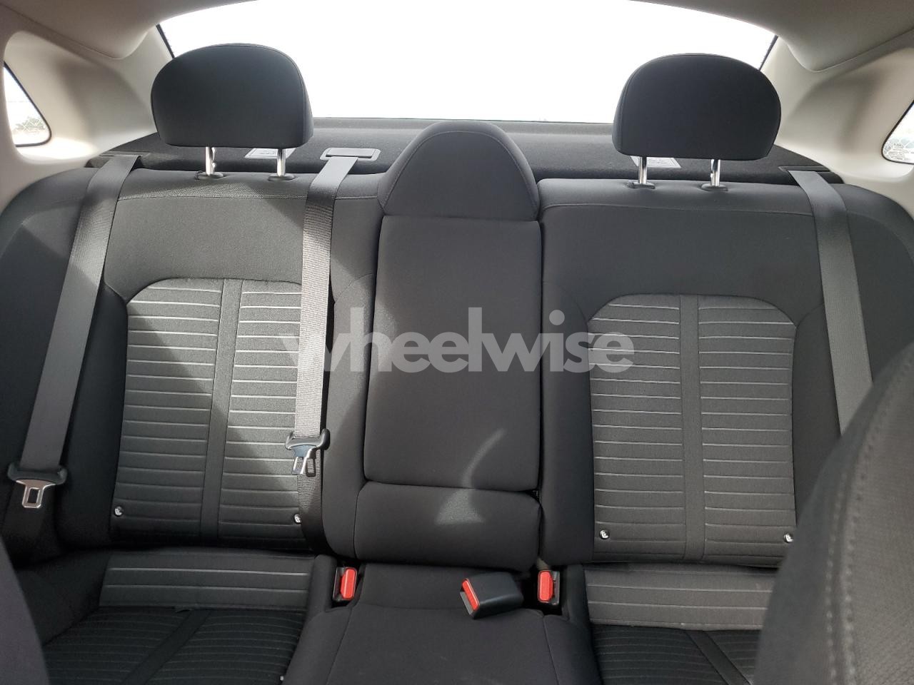 Photo 10 of 2025 KIA K5 LXS (VIN KNAG24J78S5294343)