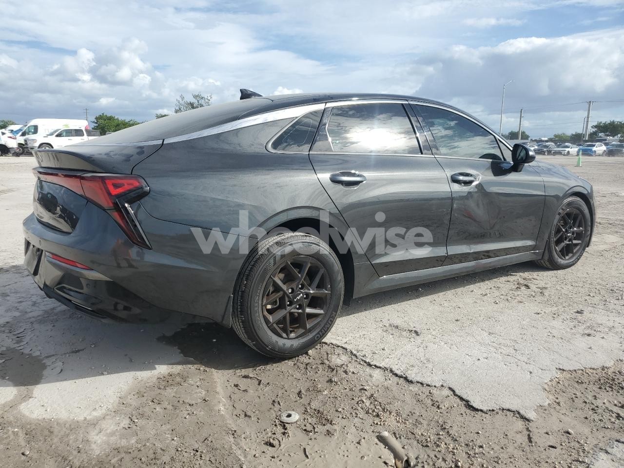 Photo 3 of 2025 KIA K5 LXS (VIN KNAG24J78S5294343)