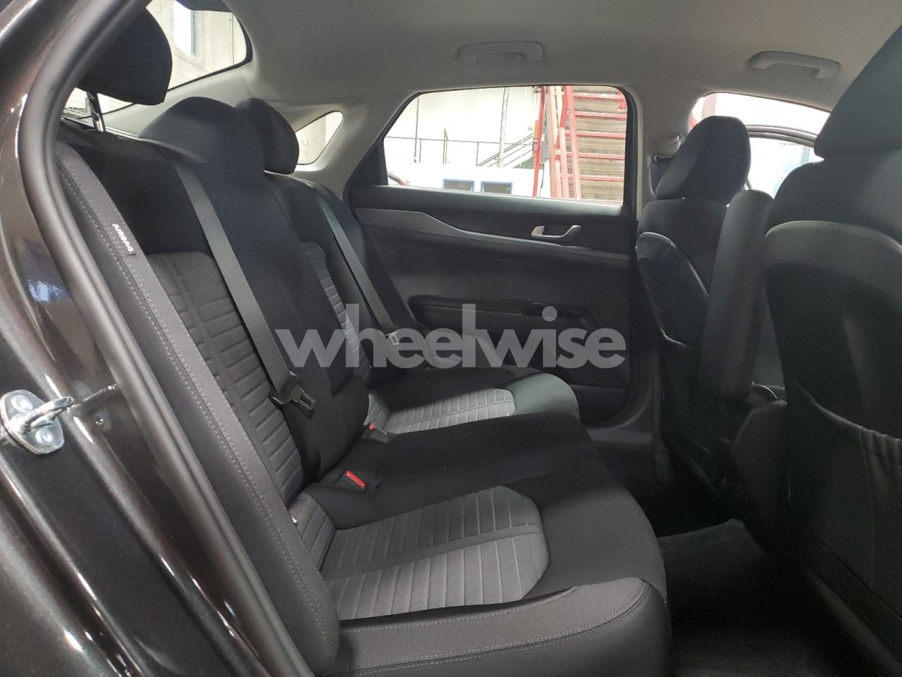 Photo 10 of 2026 KIA K5 LXS (VIN KNAG24J78T5434053)