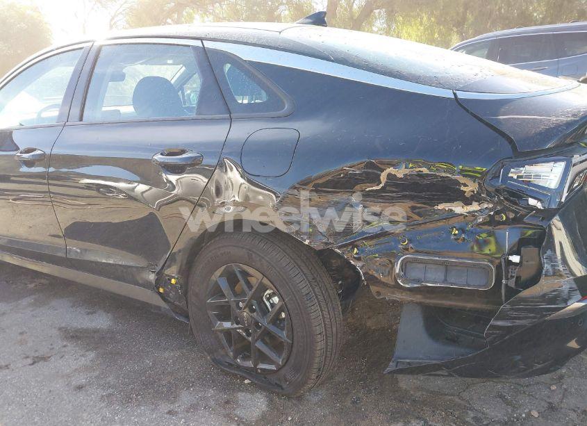 Photo 6 of 2025 Kia K5 LXS (VIN KNAG24J7XS5291850)