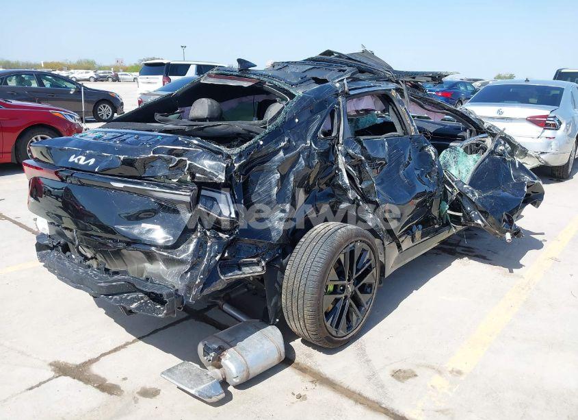 Photo 4 of 2025 Kia K5 GT (VIN KNAG44J82S5317781)