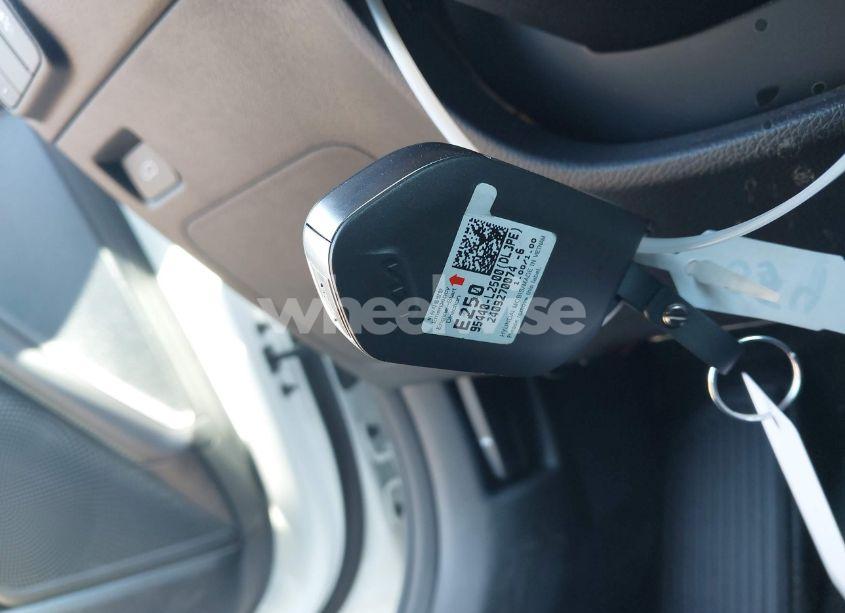 Photo 11 of 2025 Kia K5 GT (VIN KNAG44J85S5332761)