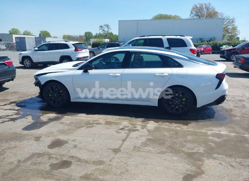 Photo 14 of 2025 Kia K5 GT (VIN KNAG44J85S5332761)