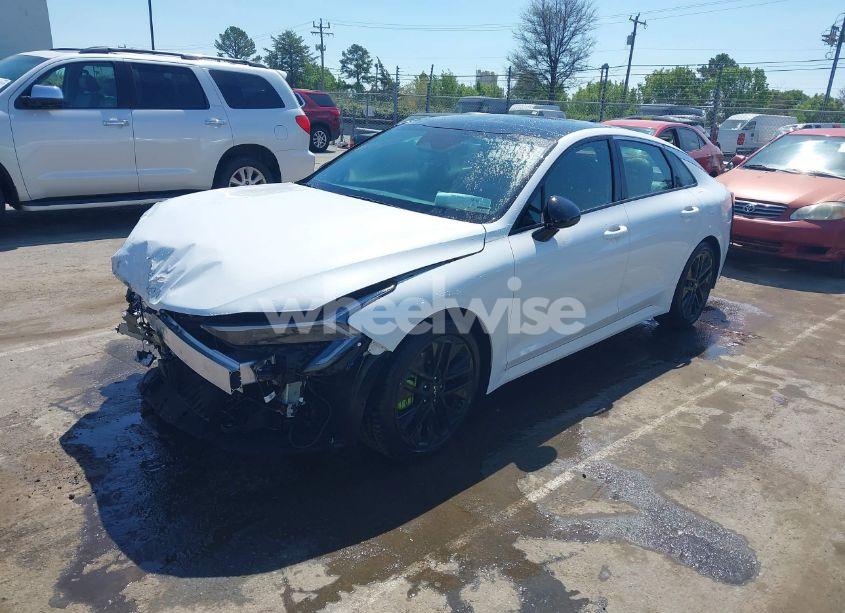 Photo 2 of 2025 Kia K5 GT (VIN KNAG44J85S5332761)