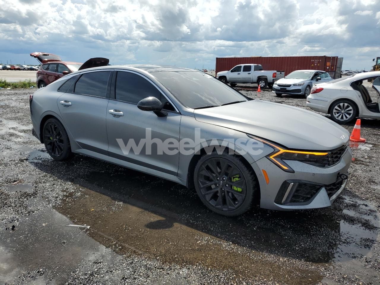 Photo 4 of 2025 KIA K5 GT (VIN KNAG44J89S5311119)