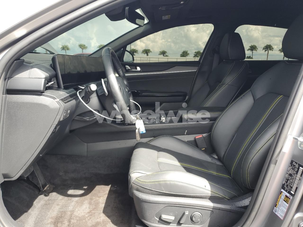 Photo 7 of 2025 KIA K5 GT (VIN KNAG44J89S5311119)