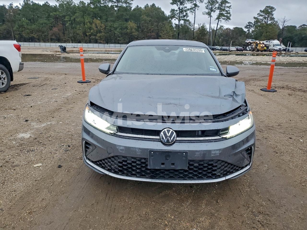 Photo 5 of 2025 VOLKSWAGEN JETTA SE (VIN KNAG6412BLA058096)