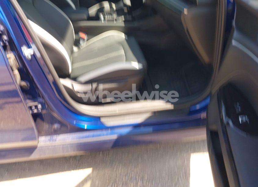 Photo 5 of 2025 Kia K5 GT-LINE (VIN KNAG64J71S5337795)