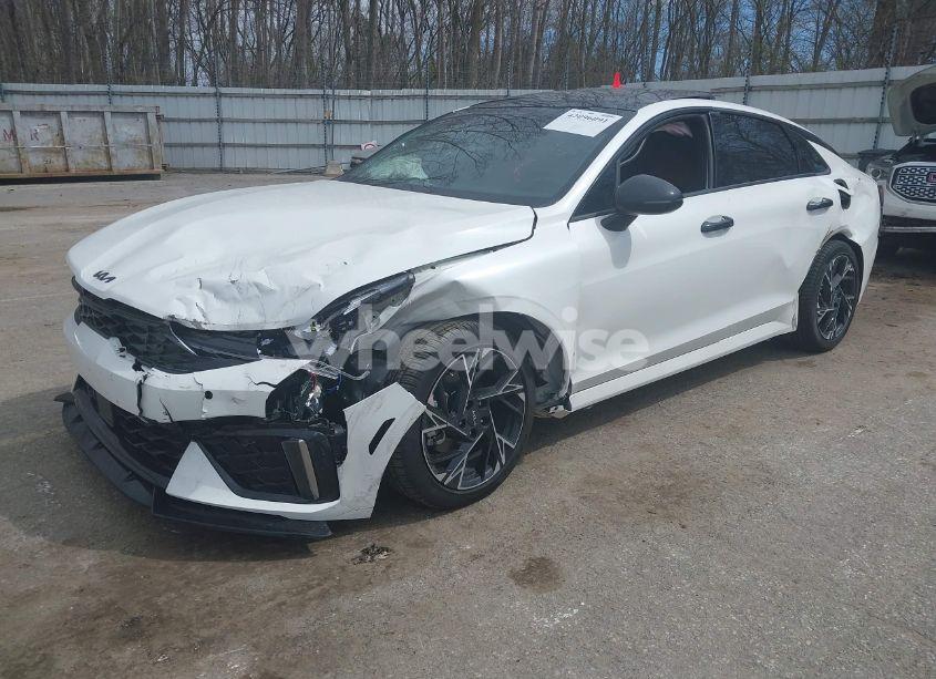 Photo 2 of 2025 Kia K5 GT-LINE (VIN KNAG64J72S5357554)