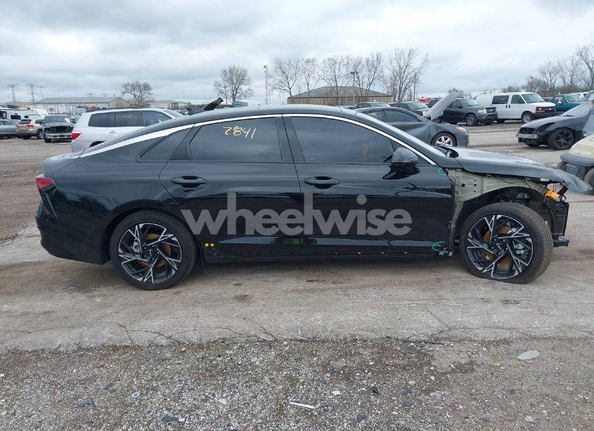 Photo 14 of 2025 Kia K5 GT-LINE (VIN KNAG64J73S5359295)