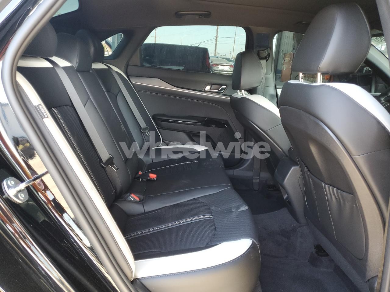 Photo 10 of 2026 KIA K5 GT LINE (VIN KNAG64J75T5404142)