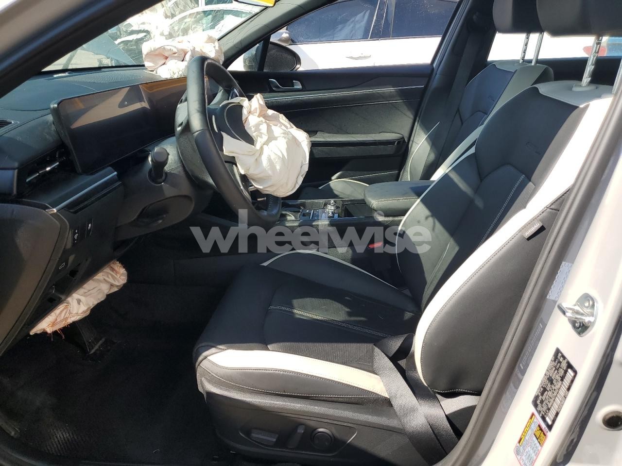 Photo 7 of 2025 KIA K5 GT LINE (VIN KNAG64J79S5278866)