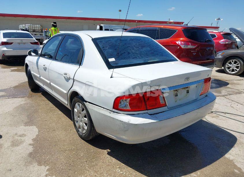 Photo 3 of 2004 Kia Optima EX/LX (VIN KNAGD126045369294)