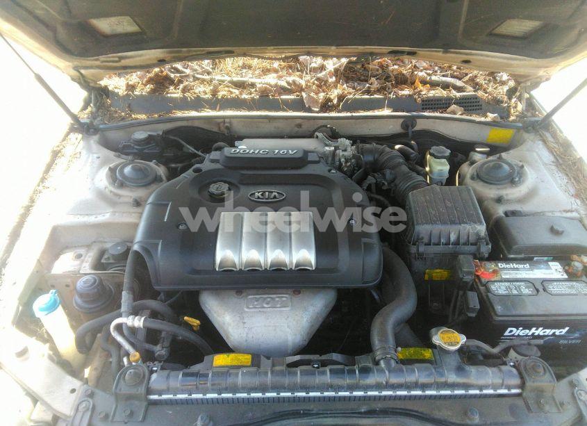 Photo 10 of 2006 Kia Optima EX/LX (VIN KNAGD126565466302)