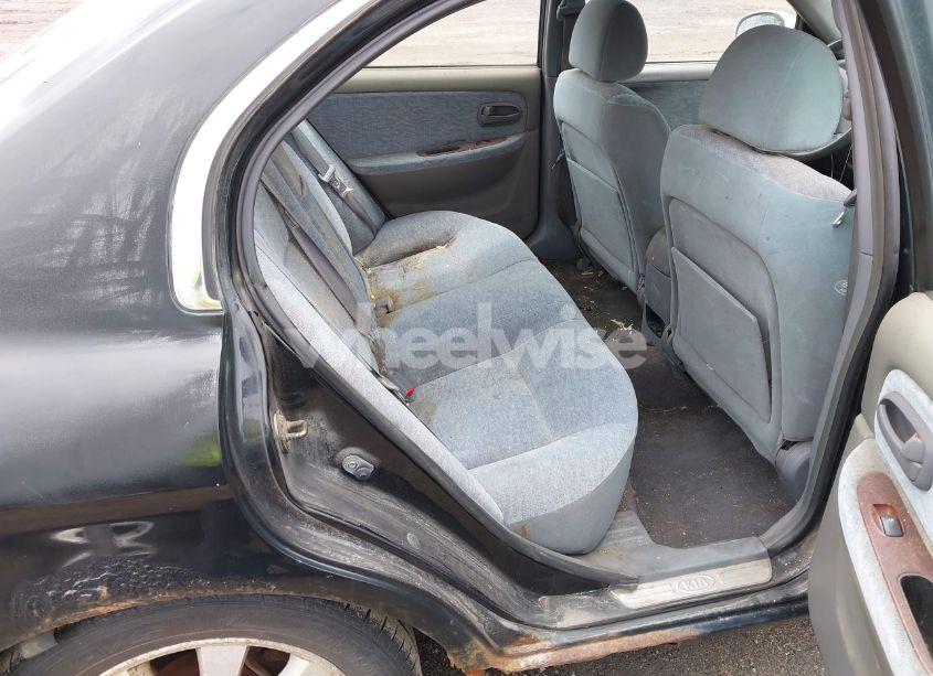 Photo 8 of 2005 Kia Optima EX V6/LX V6 (VIN KNAGD128X55419377)