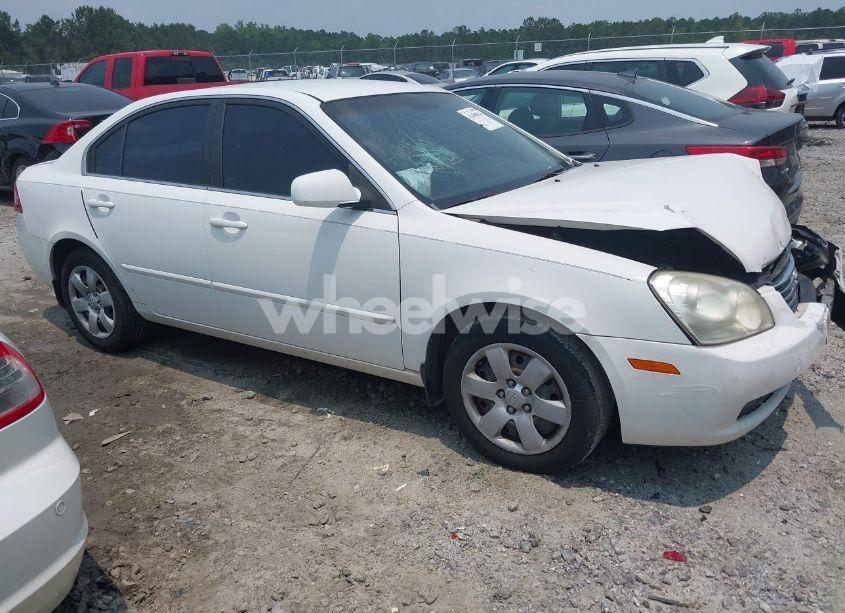 2007 Kia Optima LX (VIN KNAGE123075128844) main photo