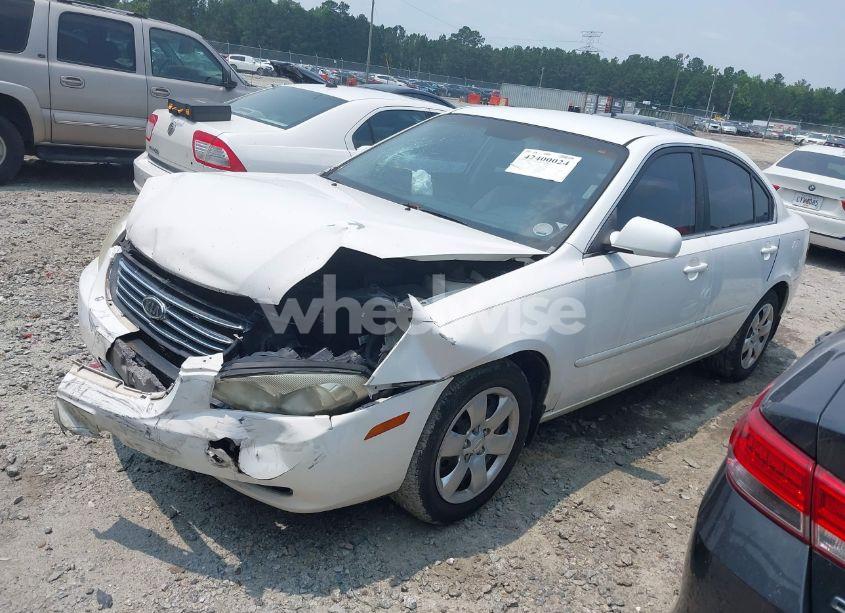 Photo 2 of 2007 Kia Optima LX (VIN KNAGE123075128844)