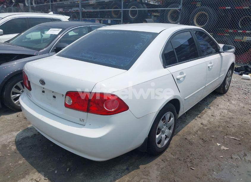 Photo 4 of 2007 Kia Optima LX (VIN KNAGE123075128844)