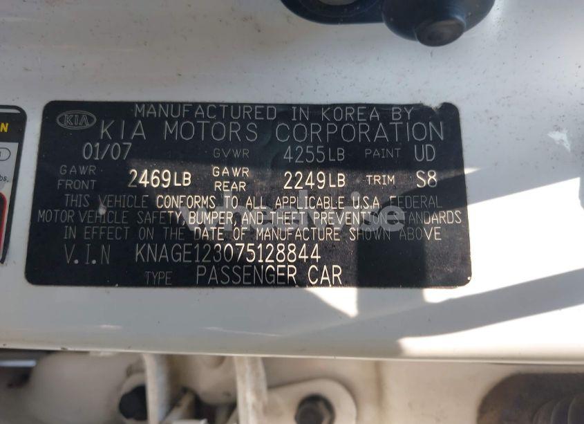 Photo 9 of 2007 Kia Optima LX (VIN KNAGE123075128844)