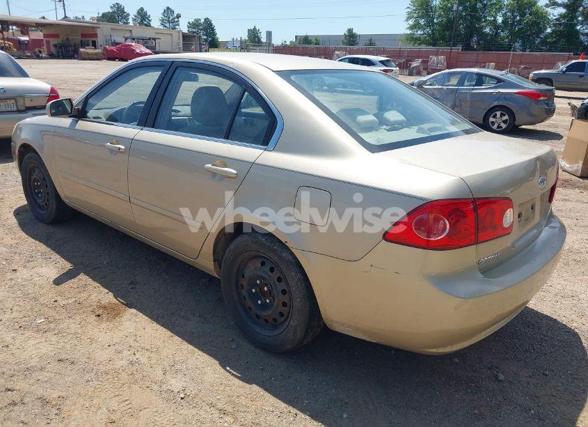 Photo 3 of 2008 Kia Optima LX (VIN KNAGE123085250587)