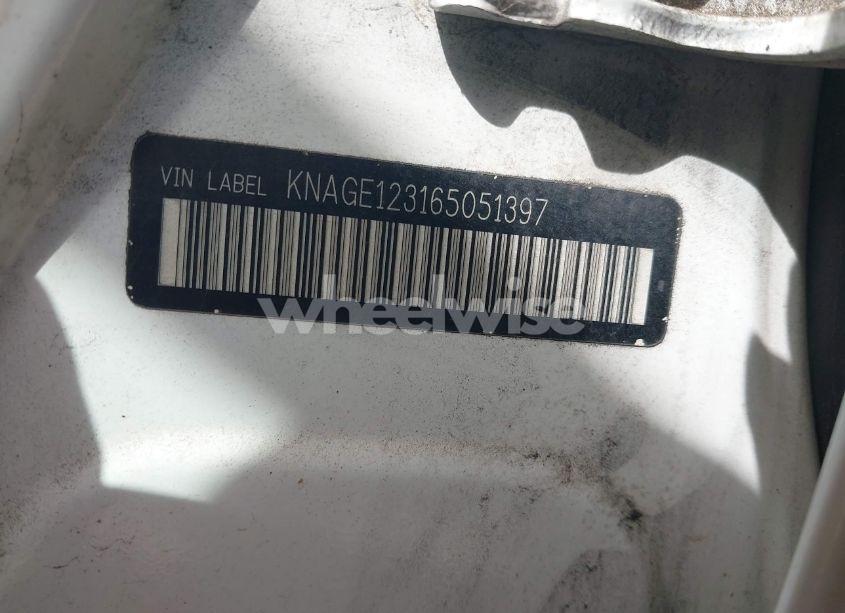 Photo 9 of 2006 Kia Optima EX (NEW)/LX (NEW) (VIN KNAGE123165051397)