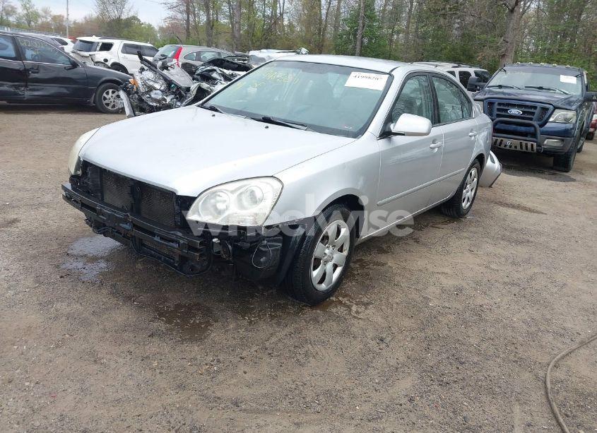 Photo 2 of 2007 Kia Optima LX (VIN KNAGE123275111298)