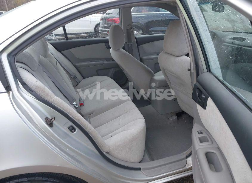 Photo 8 of 2007 Kia Optima LX (VIN KNAGE123275111298)