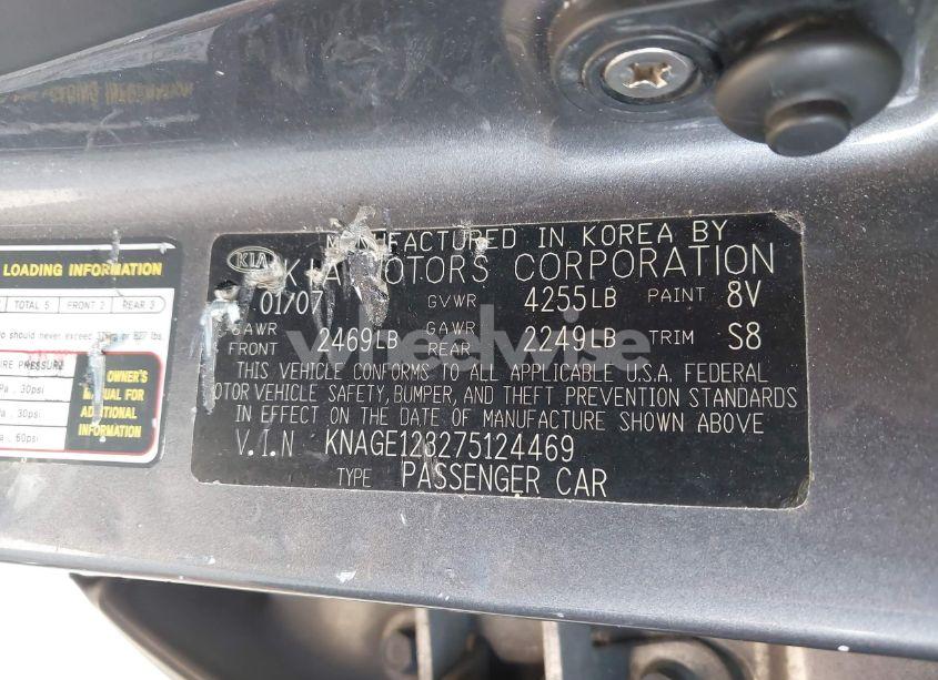 Photo 9 of 2007 Kia Optima LX (VIN KNAGE123275124469)