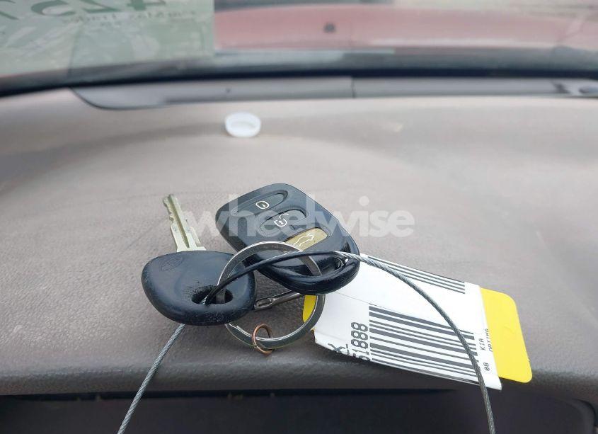 Photo 11 of 2008 Kia Optima LX (VIN KNAGE123885251888)