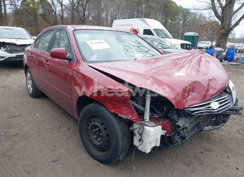 2008 Kia Optima LX (VIN KNAGE123X85203812) main photo