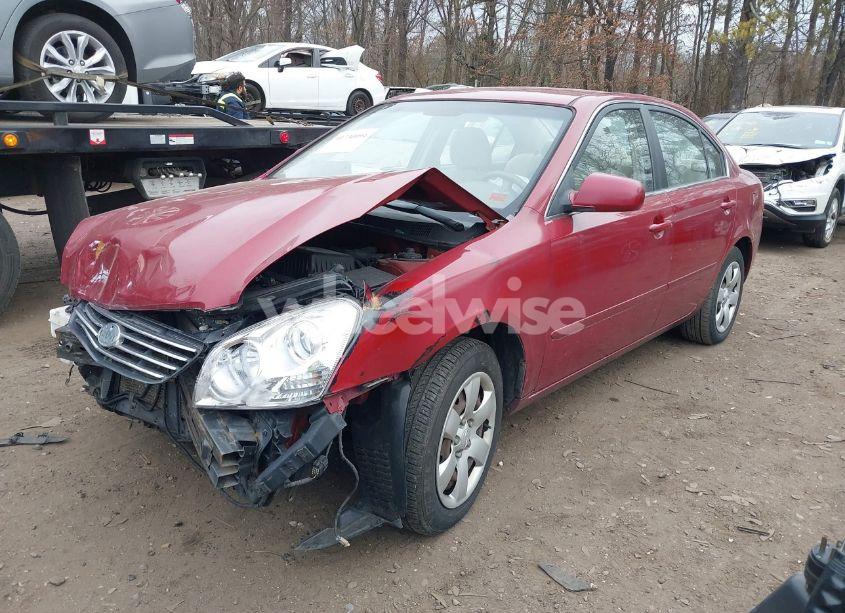 Photo 2 of 2008 Kia Optima LX (VIN KNAGE123X85203812)