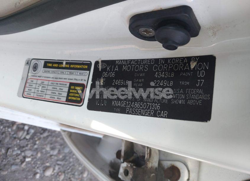 Photo 9 of 2006 Kia Optima EX V6 (NEW)/LX V6 (NEW) (VIN KNAGE124865071316)