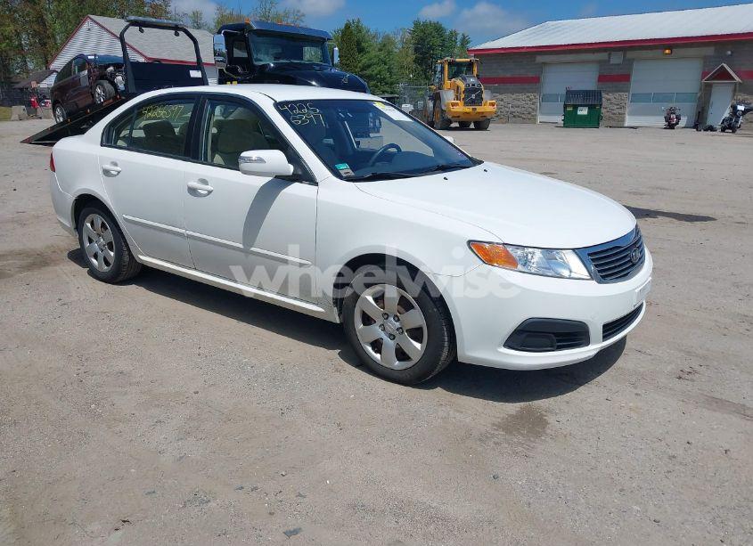 2009 Kia Optima LX (VIN KNAGE228395297115) main photo