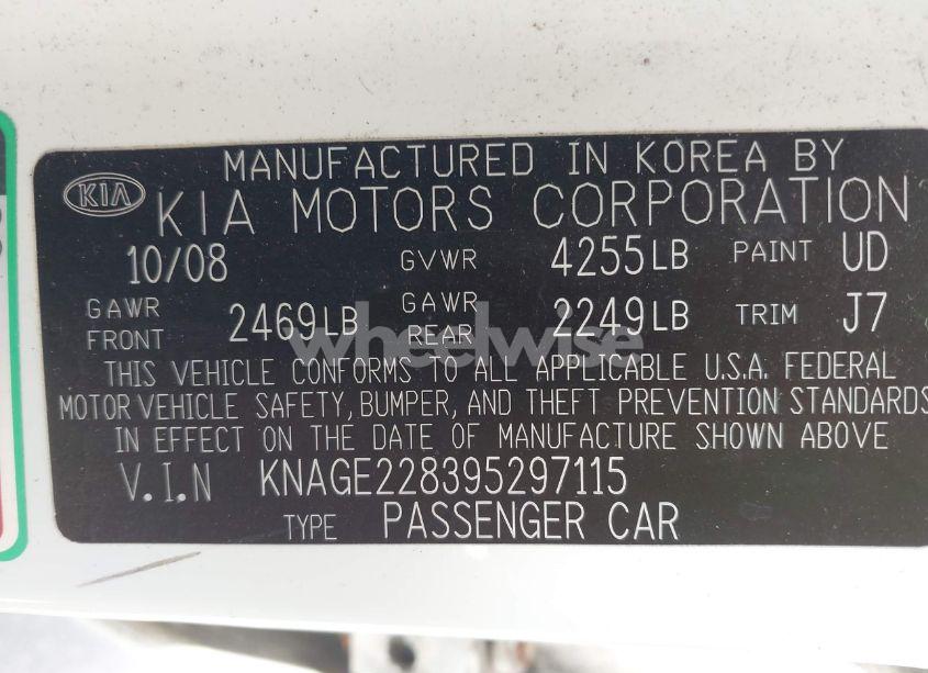 Photo 9 of 2009 Kia Optima LX (VIN KNAGE228395297115)