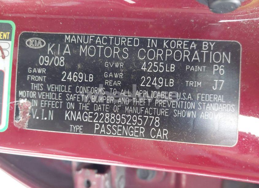 Photo 9 of 2009 Kia Optima LX (VIN KNAGE228895295778)