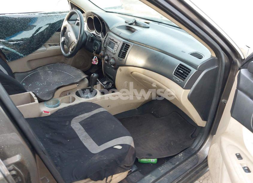 Photo 5 of 2009 Kia Optima LX (VIN KNAGE228895350231)