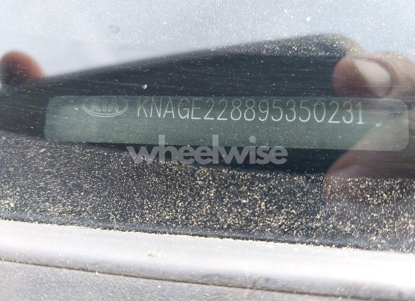 Photo 9 of 2009 Kia Optima LX (VIN KNAGE228895350231)