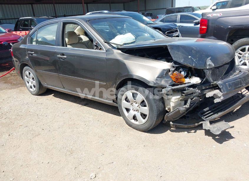 2009 Kia Optima LX (VIN KNAGE228X95299430) main photo