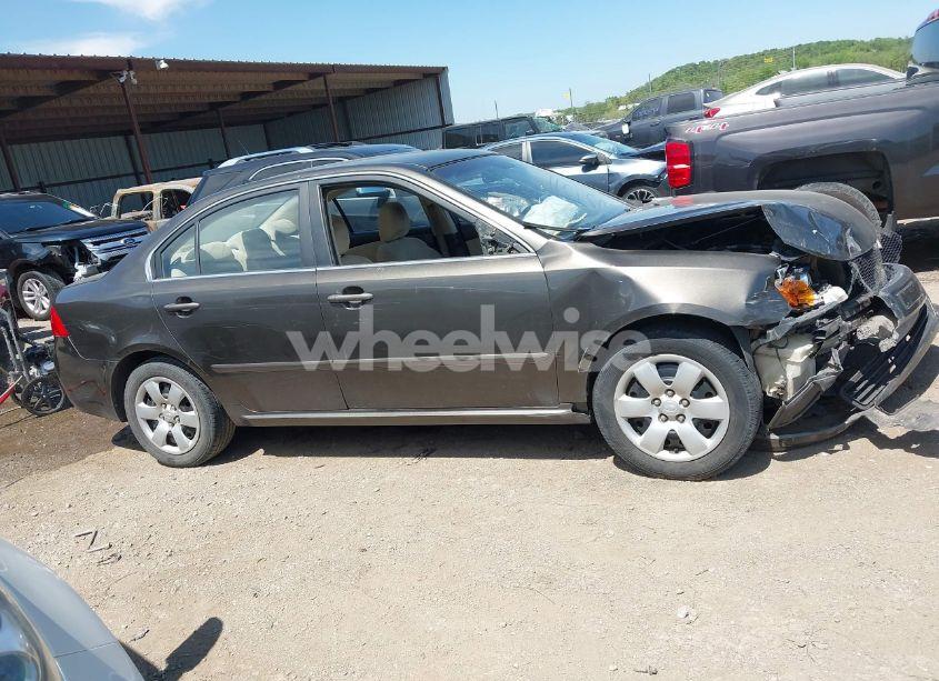 Photo 12 of 2009 Kia Optima LX (VIN KNAGE228X95299430)