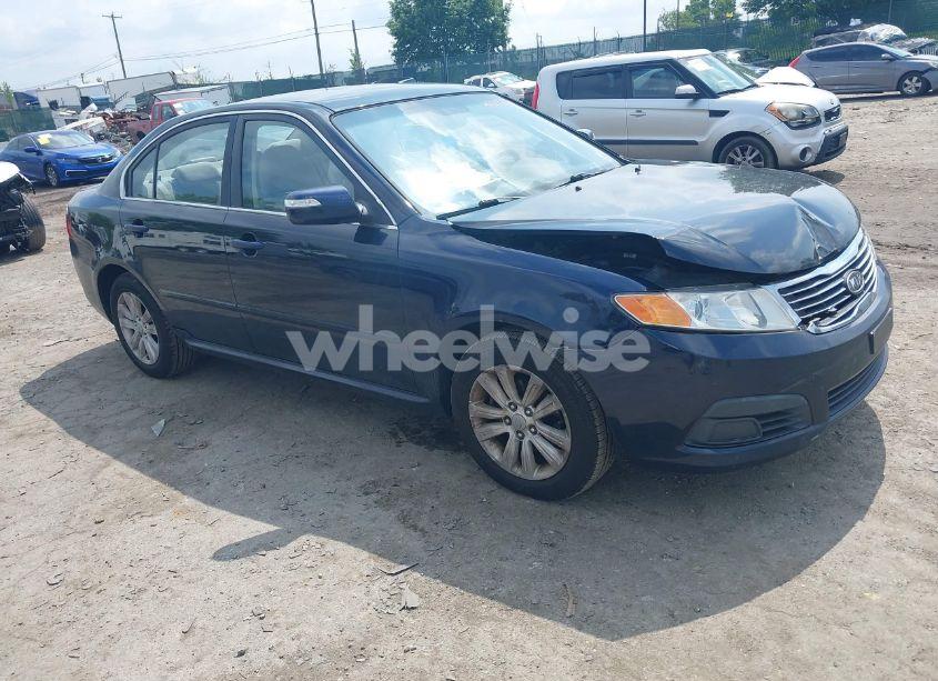 2010 Kia Optima LX (VIN KNAGG4A8XA5387583) main photo