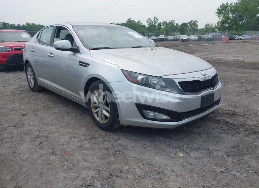 2013 Kia Optima LX (VIN KNAGM4A70D5391680) main photo