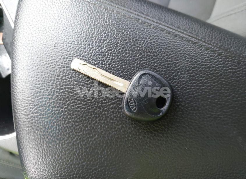 Photo 11 of 2015 Kia Optima LX (VIN KNAGM4A70F5543976)