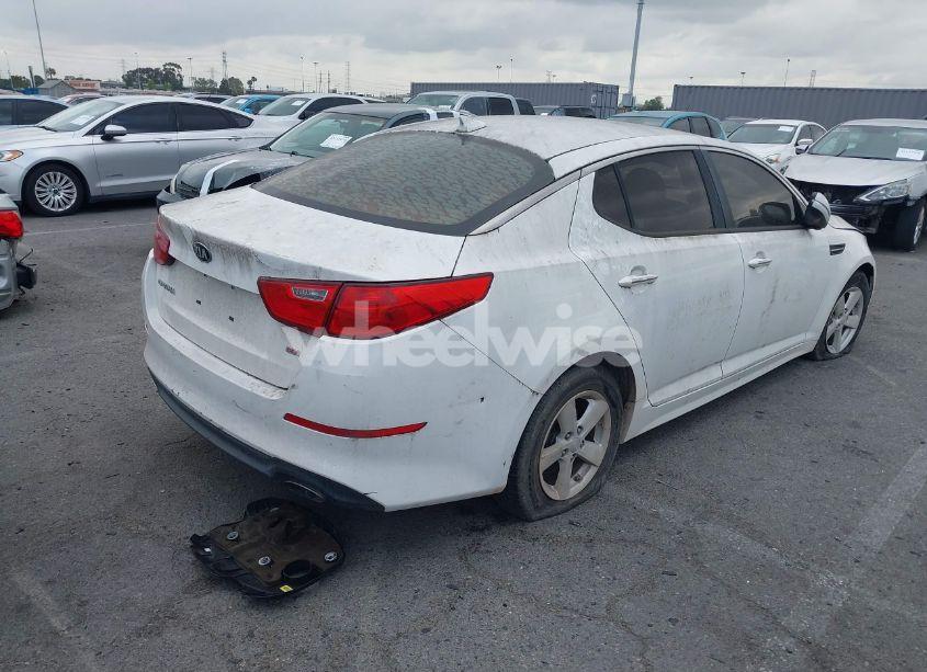 Photo 4 of 2015 Kia Optima LX (VIN KNAGM4A70F5644189)