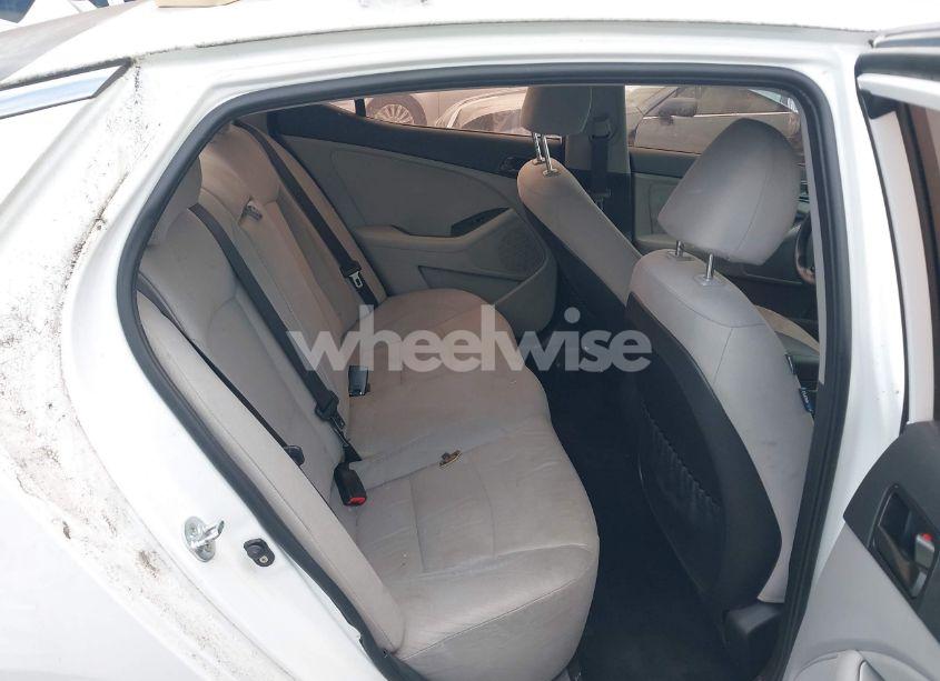 Photo 8 of 2015 Kia Optima LX (VIN KNAGM4A70F5644189)